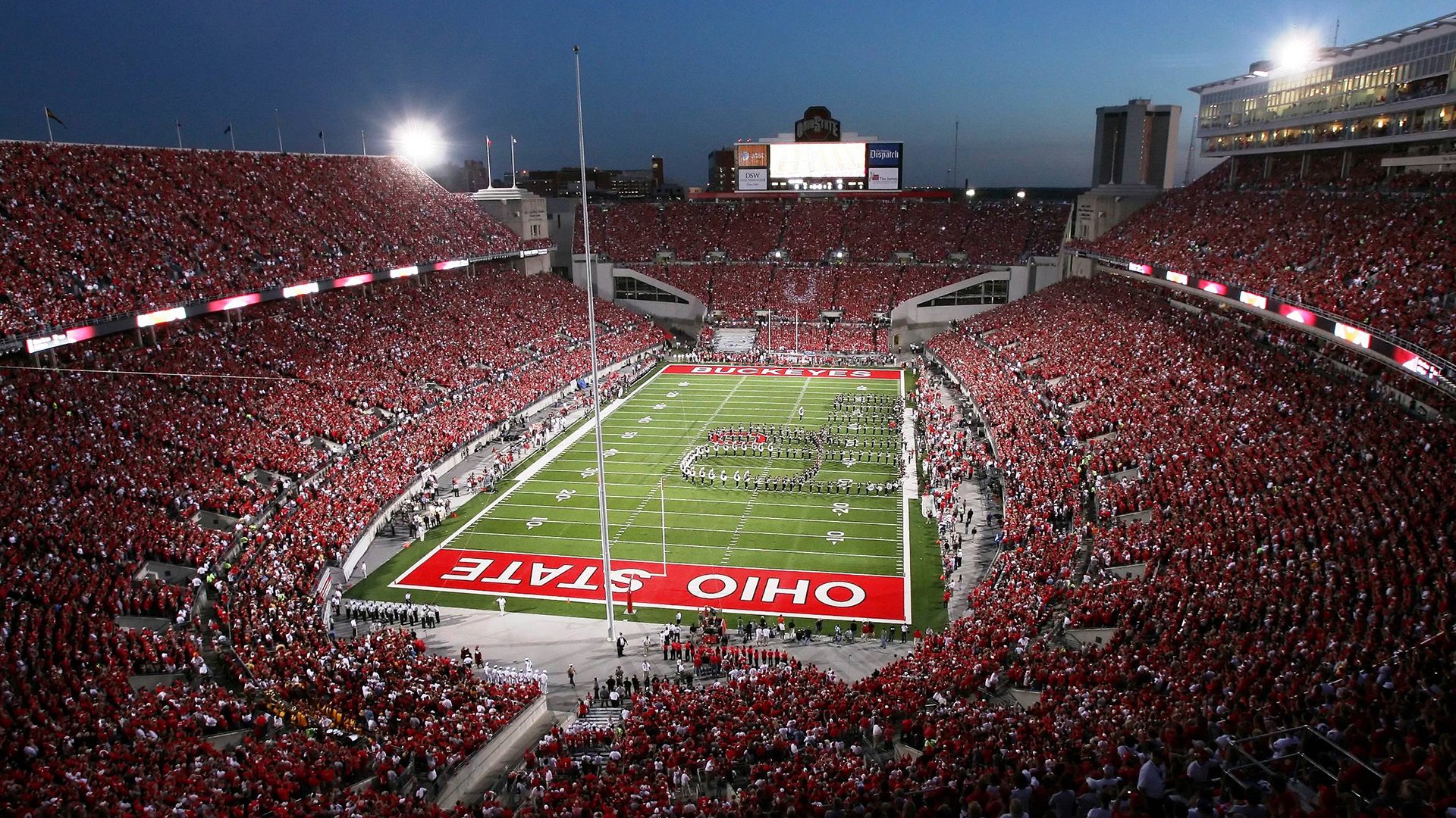 地方政府积极推动足球文化旅游融合发展，足球旅游项目